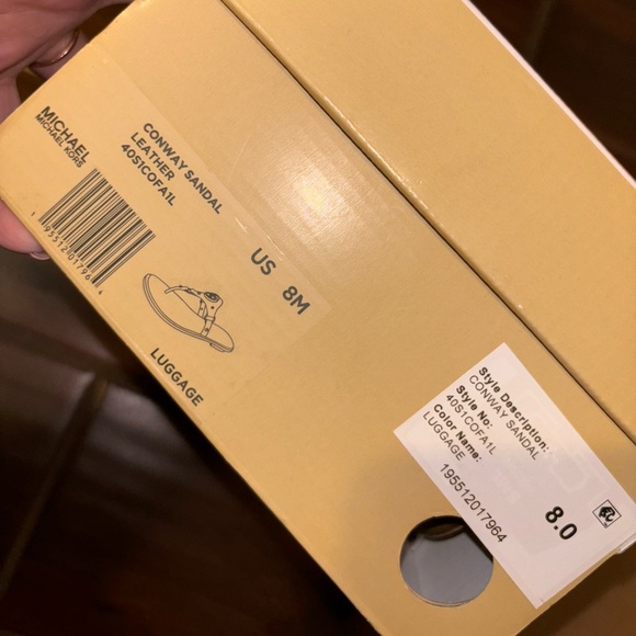 MICHAEL KORS Conway sandal size 8.0M - Picture 2 of 6
